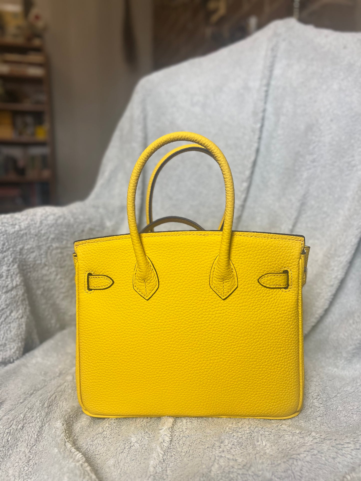 Yellow 💛 25cm Walmart Wirkin (with strap!) VIRAL TikTok sensation *RARE*